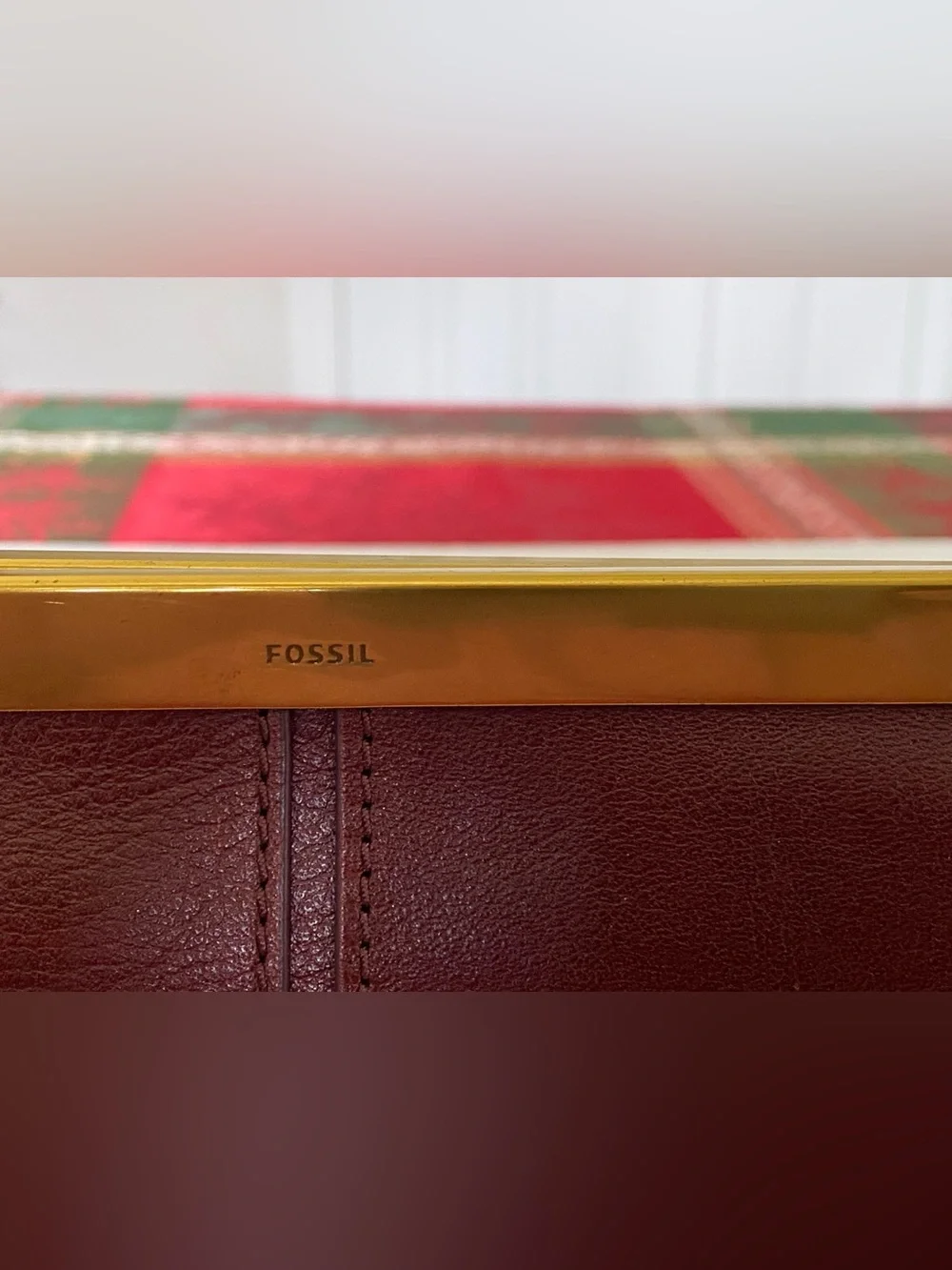 Fossil Burgundy Red Brown Sleek Leather Clutch Wallet with Gold Accent NEW